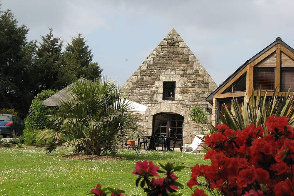 Pres Pontivy Cottage In A Country Setting And Relaxing wi-fi in Saint-Barthélemy (France), Pontivy region