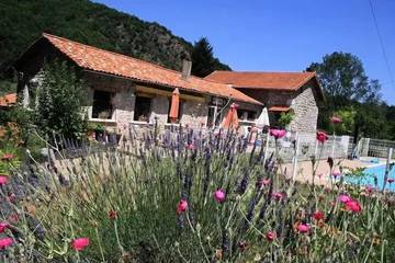 Camping pour 4 Personnes dans Vorey, Haute-Loire, Photo 4