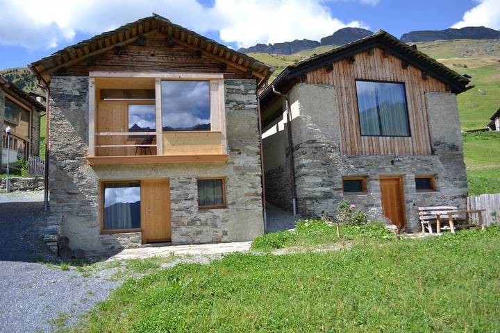Ferienhaus für 4 Personen, mit Ausblick und Balkon in Graubünden - 2
