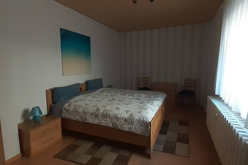 Ganze Wohnung, Herzlich willkommen in unserer geräumigen Familienferienwohnung in Köthen! in Köthen, Anhalt - Bitterfeld