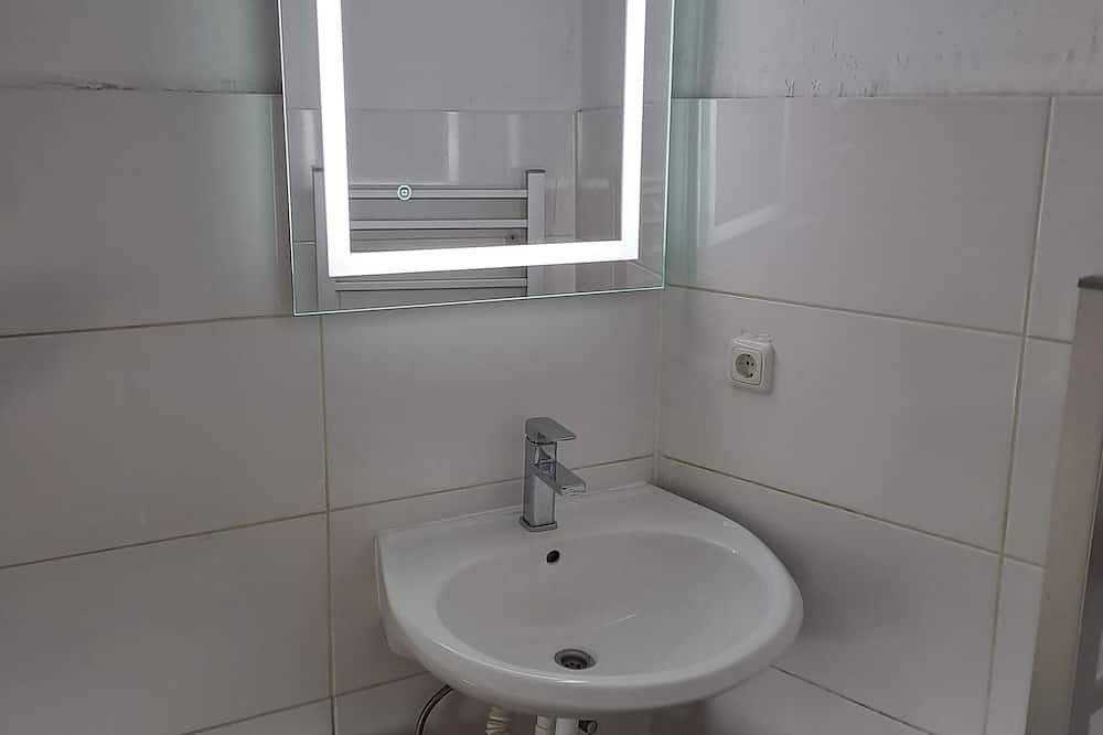 Ganze Wohnung, Apartment am Hauptbahnhof Minden in Rechtes Weserufer, Minden