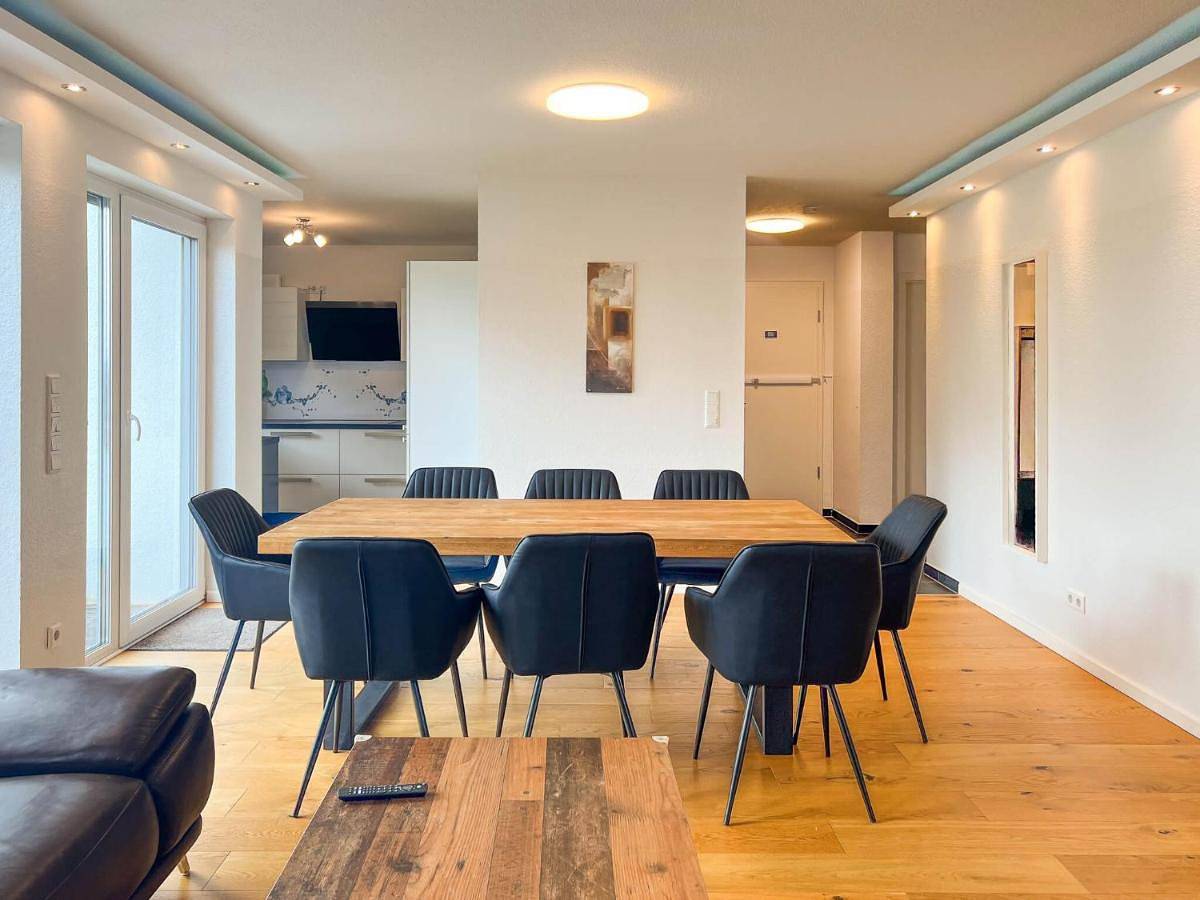 Ganze Wohnung, T&K Apartments - Mettmann - Schöne 5 Zimmer Maisonette - 20min Messe Fair Dus in Mettmann, Kreis Mettmann