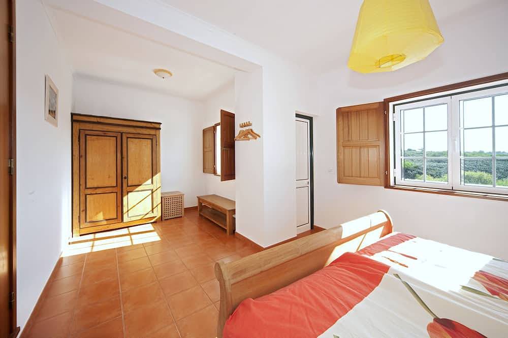 Ferienhaus in Zambujeira do Mar am Meer, 300 Meter vom Strand entfernt in Zambujeira do Mar, Costa Alentejana