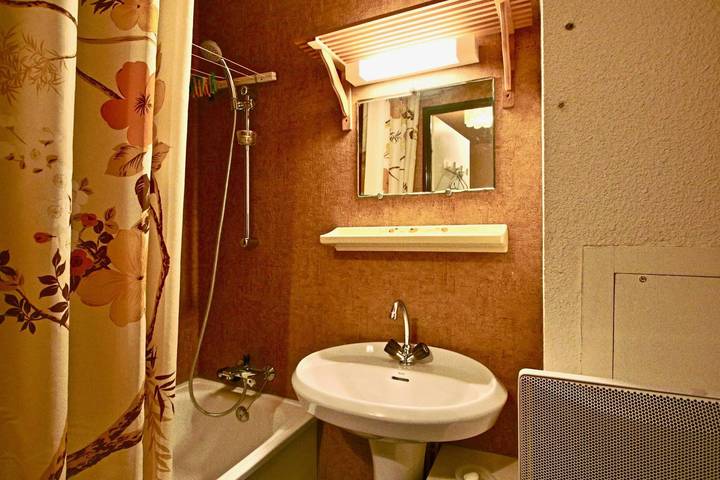 Location de vacances pour 3 personnes, avec balcon à Chamrousse