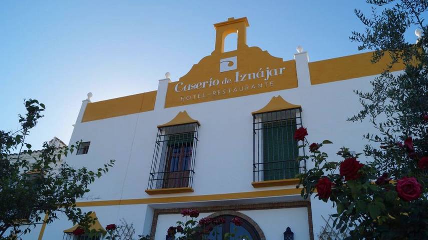 Hotel para 2 personas, con vistas y vistas al lago además de jardín y piscina en Sierras Subbéticas - 3