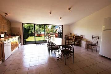Gîte pour 6 personnes, avec terrasse et jardin à Lunel