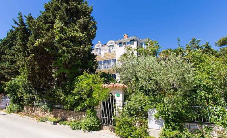 Apartamento vacacional entero, Apartamento vacacional con una vista al mar bonita in Pula-Medulin, Pula