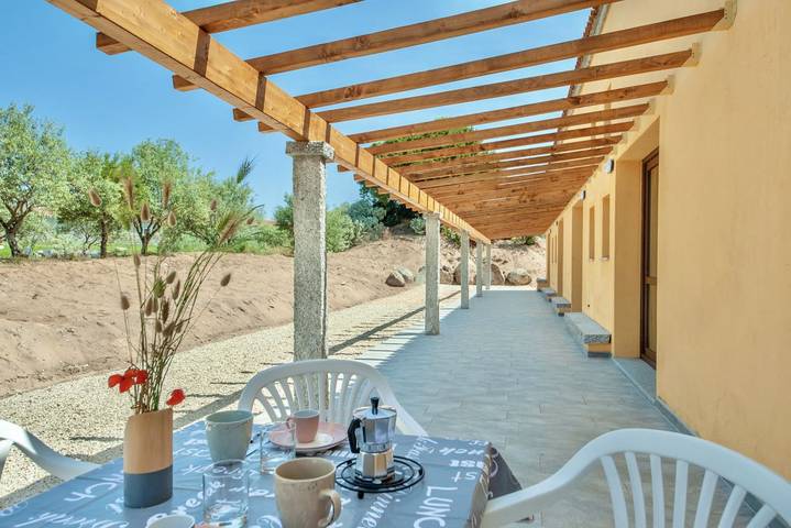 Gîte pour 4 personnes, avec piscine et jardin à Badesi - 4
