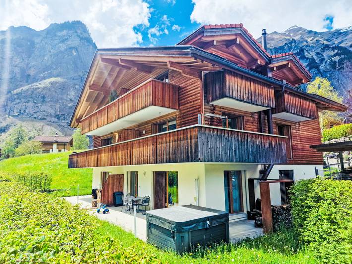 Ferienwohnung für 3 Personen, mit Terrasse und Ausblick in Kandersteg