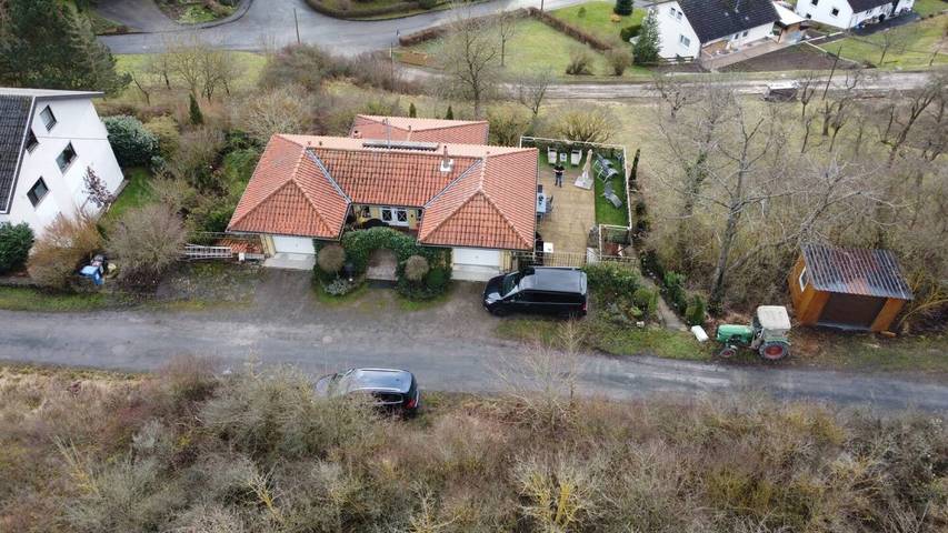 Ferienwohnung für 6 Personen, mit Balkon und Garten sowie Sauna in der Stuttgart Region