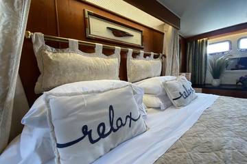 Lodge for 4 People in Poole, Poole Harbour, Photo 3