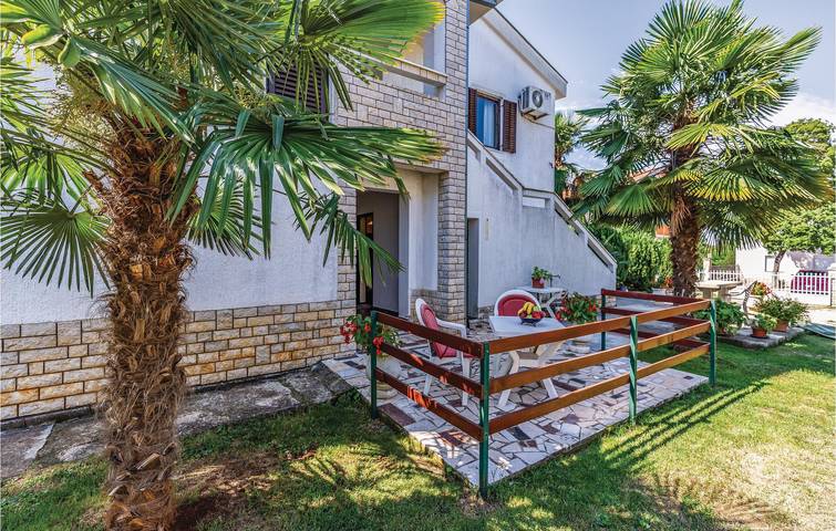 Ferienwohnung für 2 Personen, mit Terrasse in Porec und Umgebung - 4