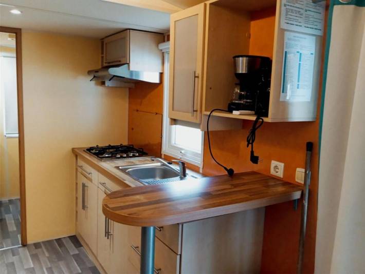 Location de vacances pour 4 personnes, avec vue sur le lac et vue ainsi que terrasse et piscine, animaux acceptés à Condes - 2