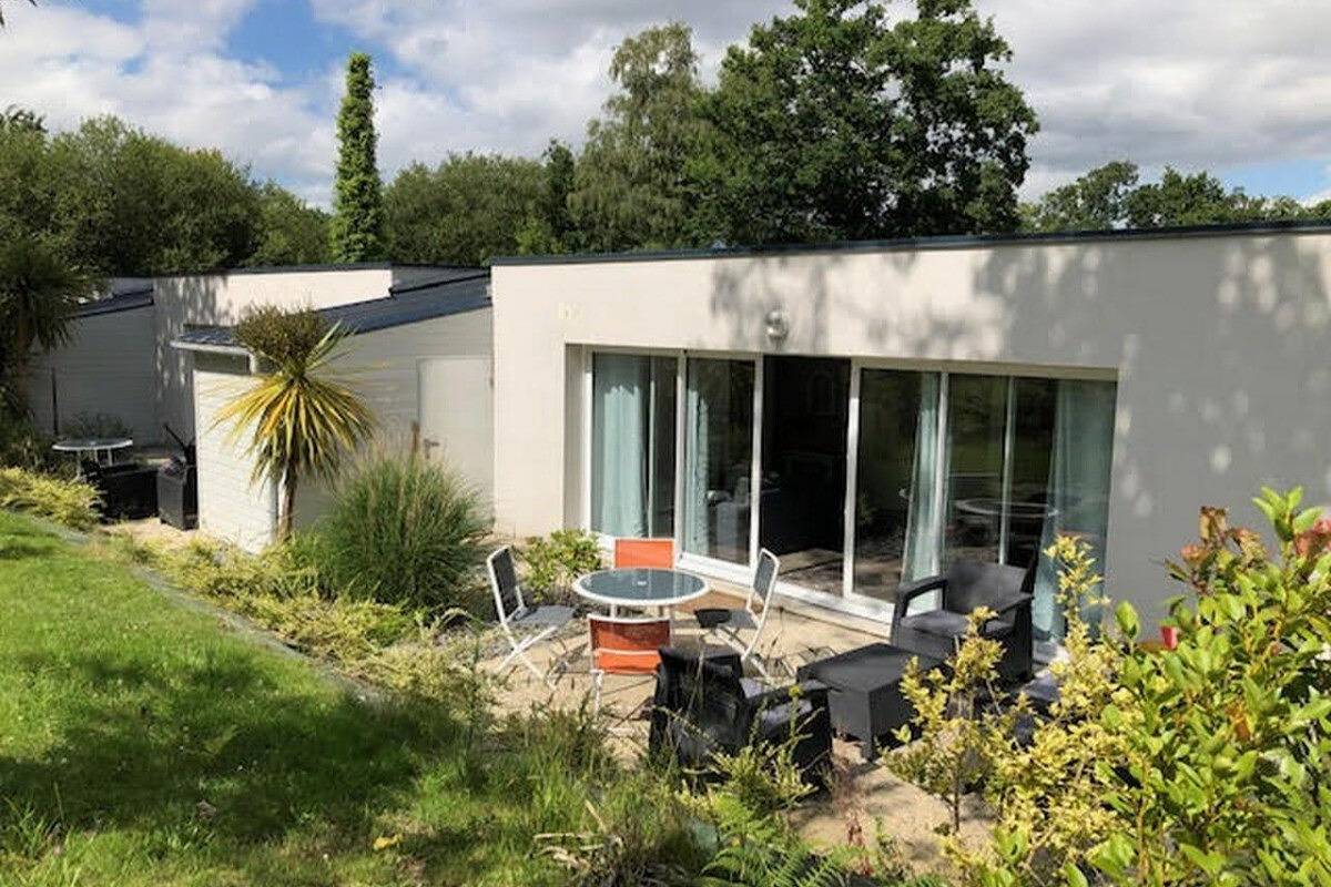 Gîte 4 pers au cœur du Golf de Saintmalo terrasse in Le Tronchet, Région de Saint-Malo