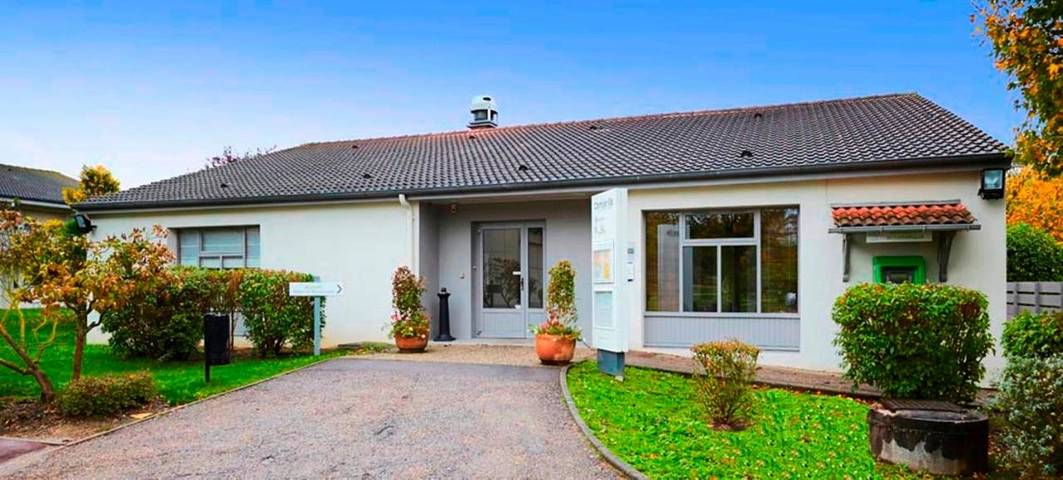 Hôtel pour 2 personnes, avec terrasse, animaux acceptés à Yutz - 2