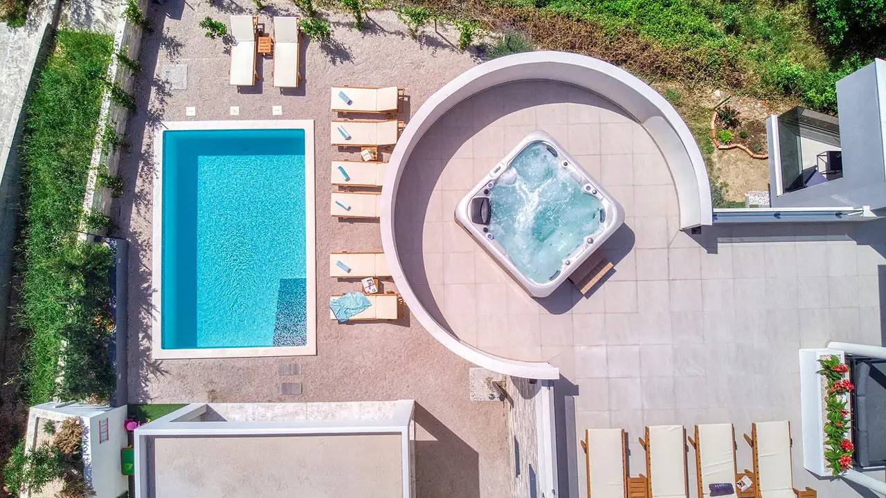 Villa für 12 Personen (395 m²) in Klis in Klis, Split-Dalmatia