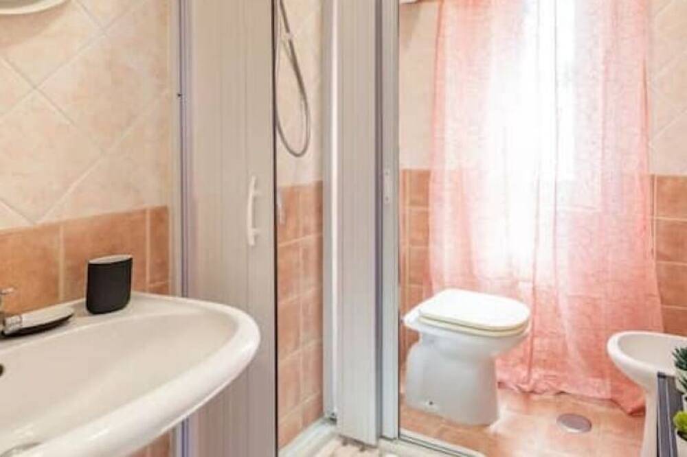Apartamento entero, [Panoramic and 90 meters from the sea] in Castel Volturno, Provincia de Caserta