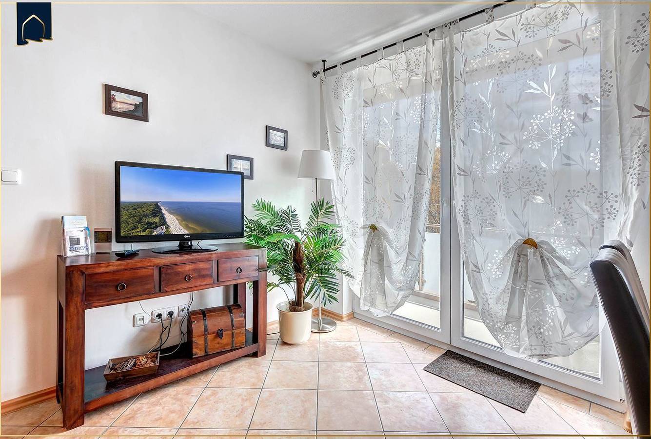 Ganze Wohnung, Gemütliche Ferienwohnung mit Balkon nahe Strand und Zentrum in Ückeritz, Bernsteinbäder