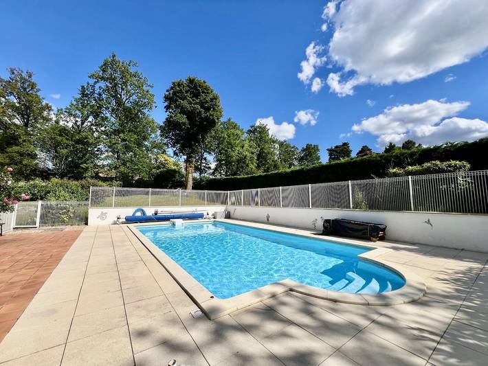 Gîte pour 5 personnes, avec Piscine à Écuras - 3