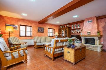 Casa Rural para 15 Personas en Dormón, Carreño, Foto 3