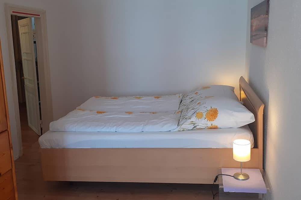 Apartamento entero, 2-room vacation apartment without linen package - Ferienwohnung Henck in Lübeck (Ciudad), Lübeck