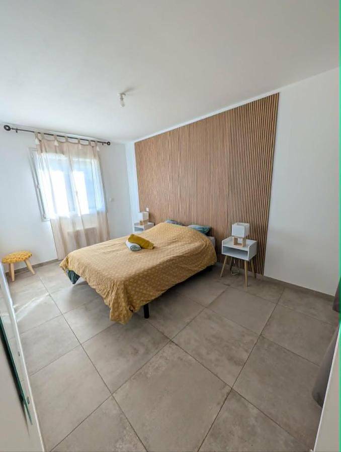 Location de vacances pour 4 personnes, avec terrasse et jardin à Ouveillan