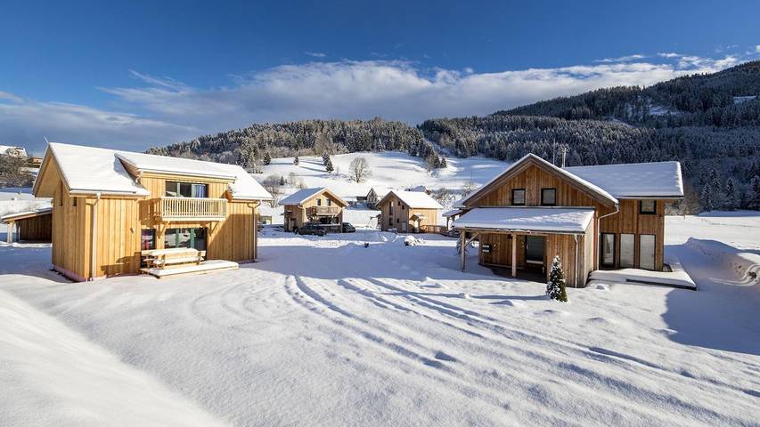 Chalet für 6 Personen, mit Garten und Whirlpool sowie Terrasse in Murau