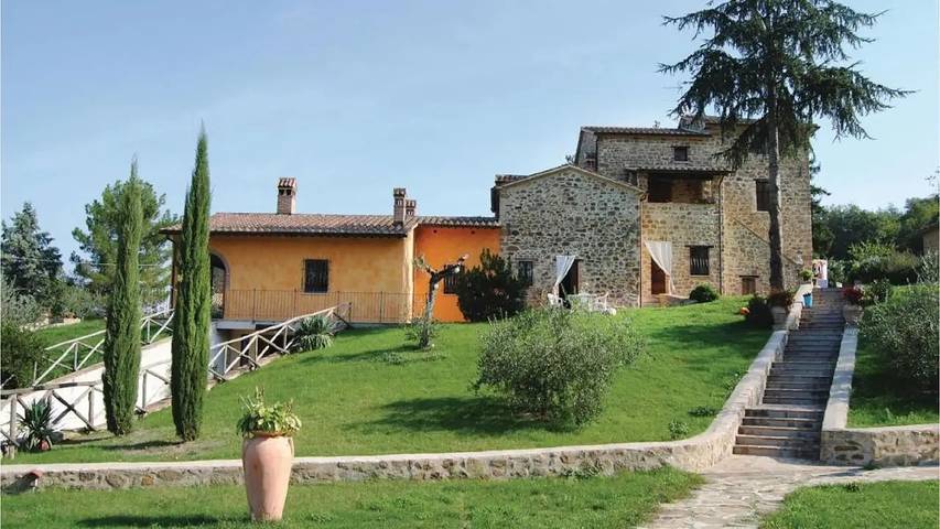 Maison de vacances pour 31 personnes, avec jardin et piscine, animaux acceptés - 1