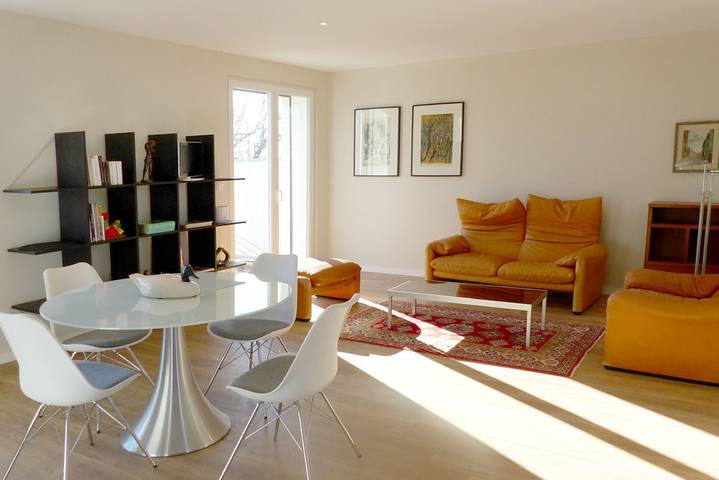 Gîte pour 4 personnes, avec terrasse et jardin à Fontain