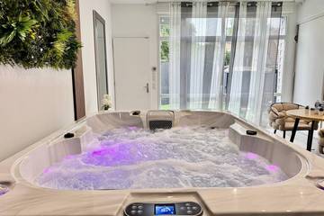 Location de vacances pour 2 personnes, avec jacuzzi à Saint-Leu-la-Forêt