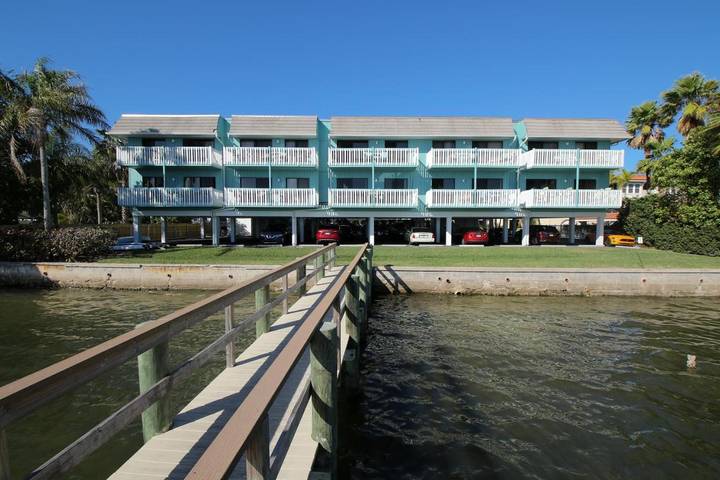 Apartamento de vacaciones para 11 personas, con vistas al lago además de piscina y terraza - 1