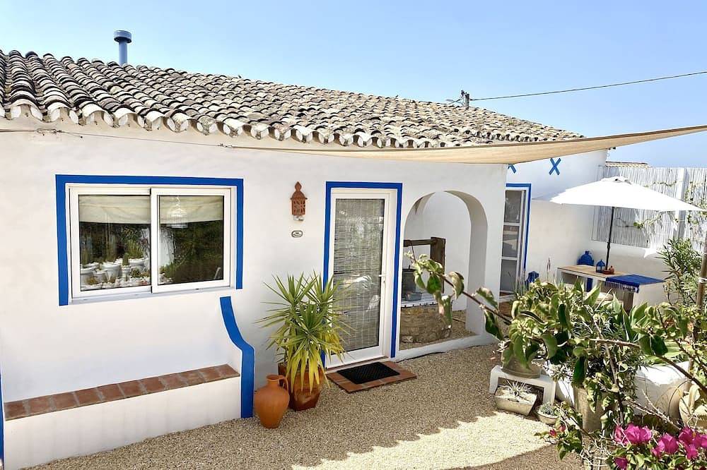 Entspannen Sie sich im portugiesischen Stil in Santa Bárbara de Nexe, Faro