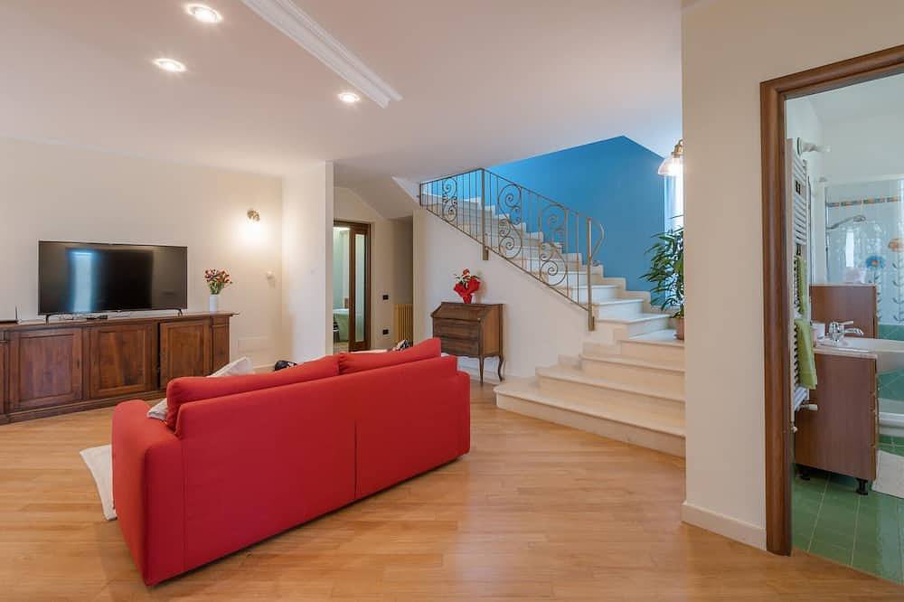 Superbe maison à Otricoli avec piscine privée, utilisable à l'intérieur. in Otricoli, Province de Terni