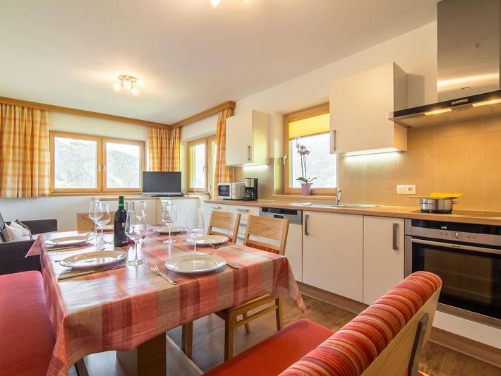 Geheel appartement, Ruim appartement vlak bij het skigebied in Gerlosberg, Bezirk Schwaz