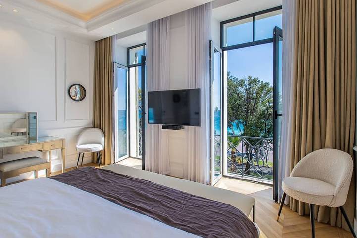 Gîte pour 8 personnes, avec balcon dans Opera De Nice - 3