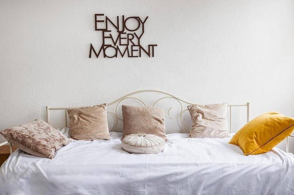 Apartamento entero, Sunny & Lovely 2Br Excellent Location by Everhome Ltd in Westcliff-on-Sea, Southend-on-Sea