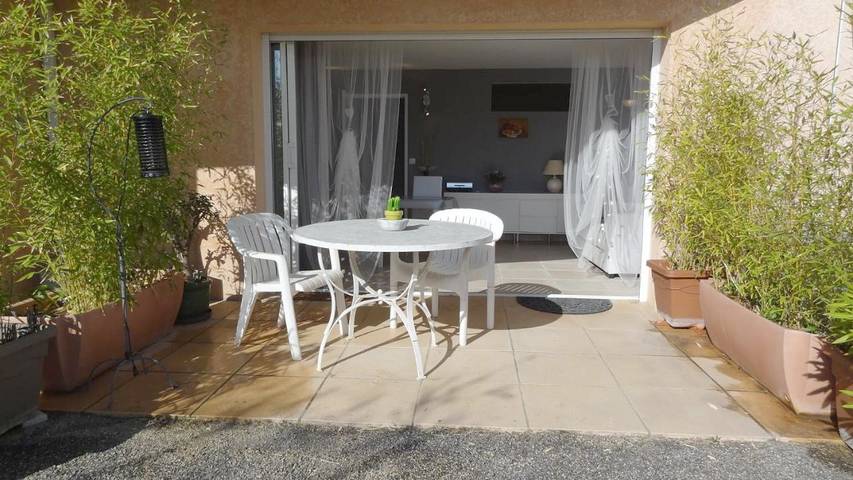 Gîte pour 4 personnes, avec vue et jardin à Manosque - 4