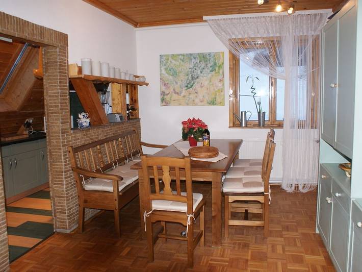 Ferienwohnung mit 4 Schlafzimmer in Fehrenbach, Masserberg