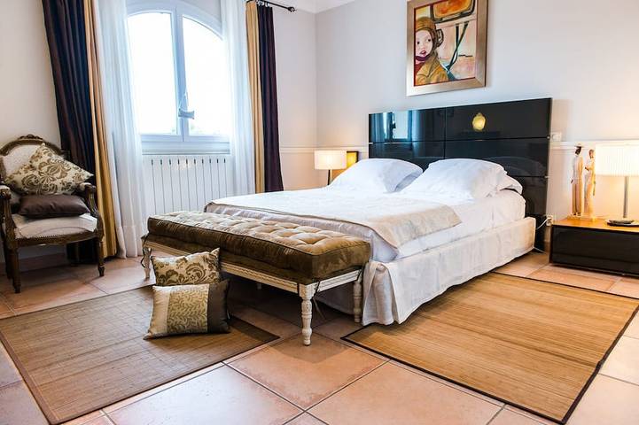 Location de vacances pour 6 personnes, avec terrasse et jardin à Les Angles (Gard) - 4