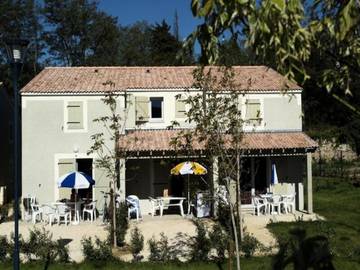 Holiday Rental for 6 People in Vallon-Pont-d'Arc, Gorges de l’Ardèche, Photo 1