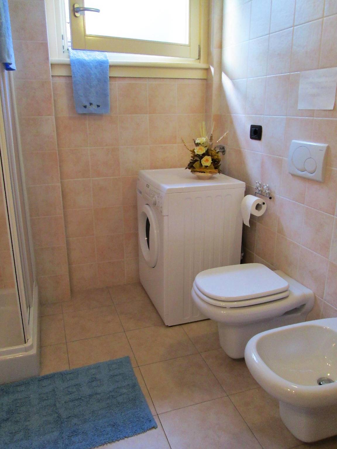Apartamento vacacional entero, Casakatty two-room apartment with lake view balcony in Bellagio, Municipio de Bellagio