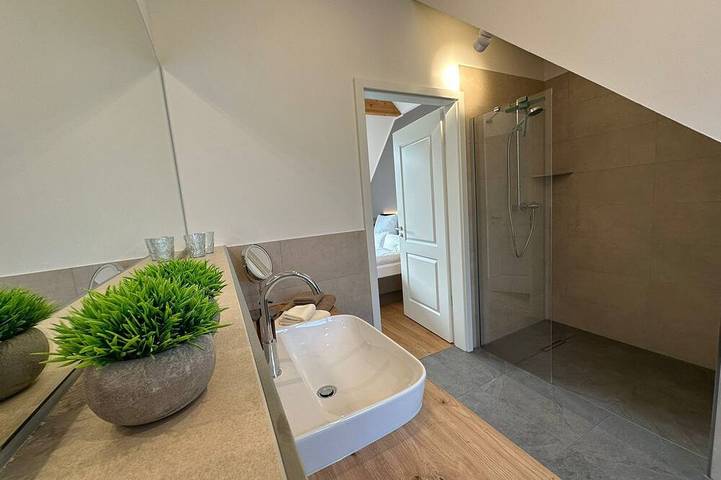 Ferienwohnung für 4 Personen, mit Terrasse und Garten in Altenahr - 4