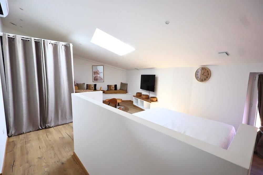 Apartamento entero, L'échappée Bohème - loft studio in Camaret-sur-Aigues, Vaucluse