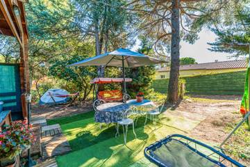 Gîte pour 3 Personnes dans Saint-Paulet-de-Caisson, Région de Nîmes, Photo 1
