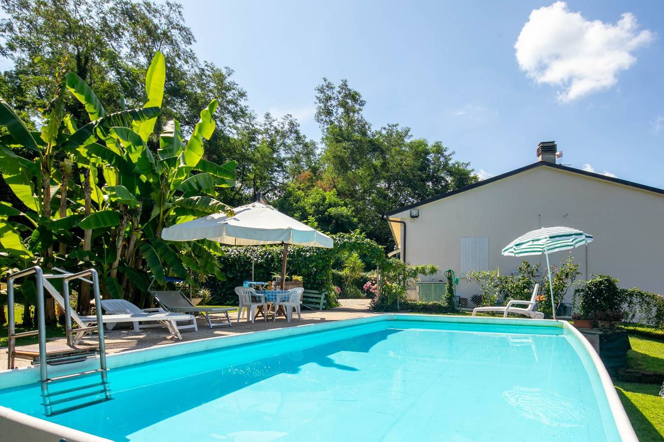 Villino le Farfalle in Camaiore (Toscana), Riviera Toscana