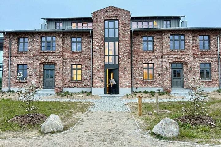 Ferienhaus für 4 Personen, mit Balkon und Sauna in Dassow