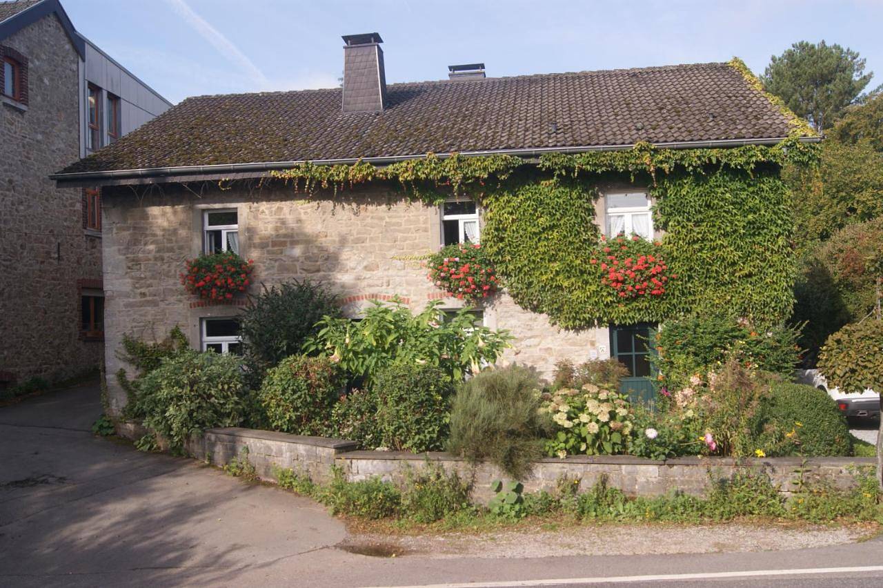 Ganze Wohnung, Apartment - Ground Floor in Kornelimünster/Walheim, Aachen