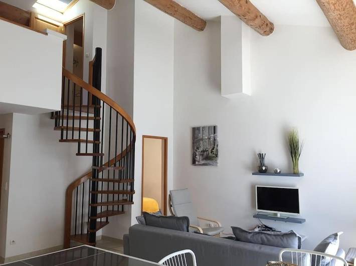 Location de vacances pour 6 personnes, avec jardin et terrasse à Châteauneuf-les-Martigues - 2