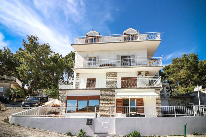 Apartament wakacyjny dla 5 osób, z Taras w Primošten