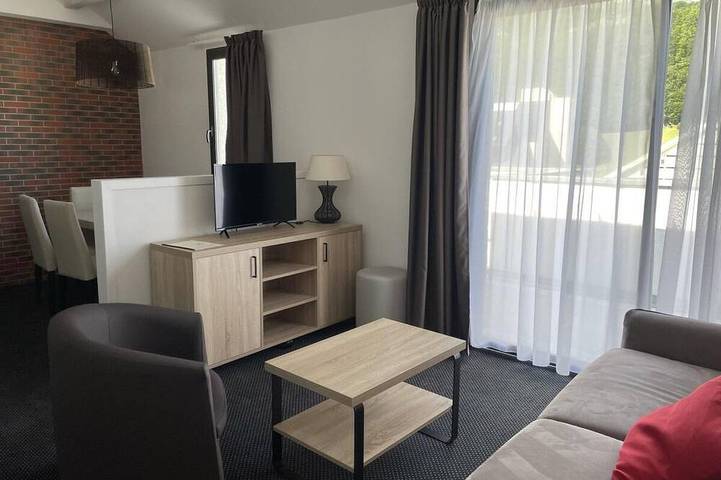 Entire apartment, 150m from ski slopes, 4th floor, view mountain, swimming pool, tv, ski locker, 44m², Gourette in Gourette, Eaux-Bonnes